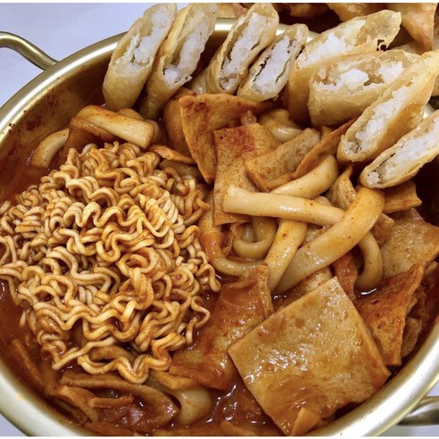 추억과 맛이 깃든, 경동청량리 시장 명물 기태만두 야끼만두