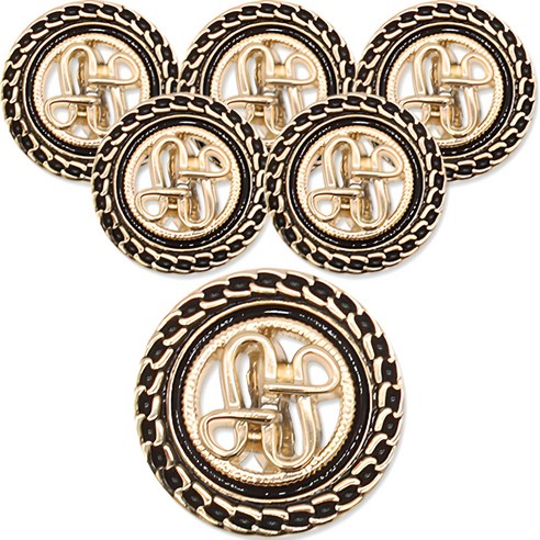 옷 좀 아는 당신, 밋밋한 코트에 ‘럭셔리 한 방울’ 더해보세요! 고급단추