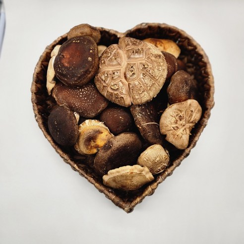 알뜰형 못난이 파지를 통해 건강과 맛을 챙기는 국내산 생표고 버섯