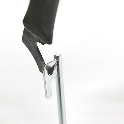 강력함과 편리함으로 캠핑을 완성하는 한스캠핑 토르 파운딩 해머 블랙 M