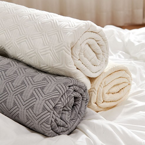 편안한 수면을 위한 필수품: 조은자리 라텍스 메모리폼 토퍼커버