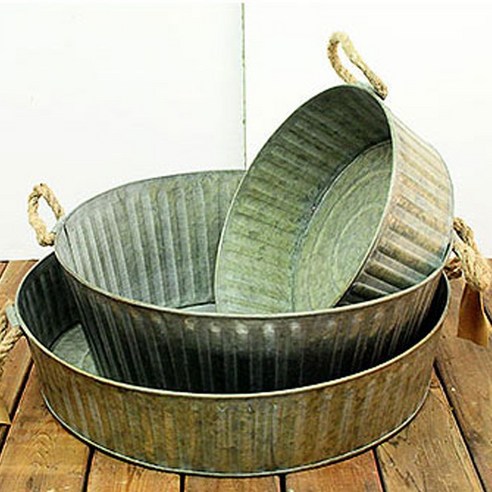 시간을 담은 아름다움, 빈티지 양철 바스켓의 매력 양철바스켓