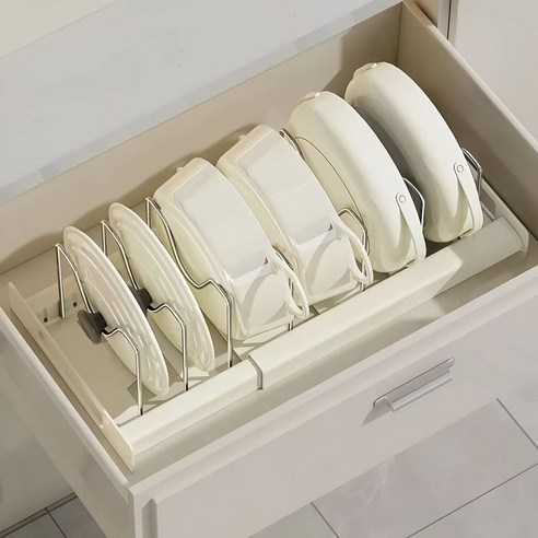 후라이팬 정리대로 주방 공간 마법처럼 넓히기!