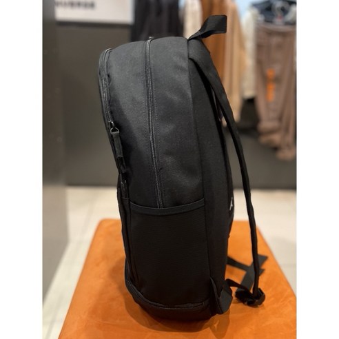 스타일과 실용성을 겸비한 고학년 백팩