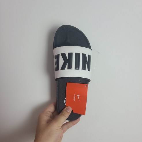 편안함과 세련됨을 겸비한 다목적 실내 슬리퍼