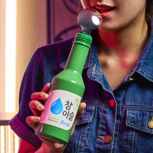 흥겨움을 담은 진로 참이슬 블루투스 마이크로 일상에 특별한 즐거움을 더하세요!