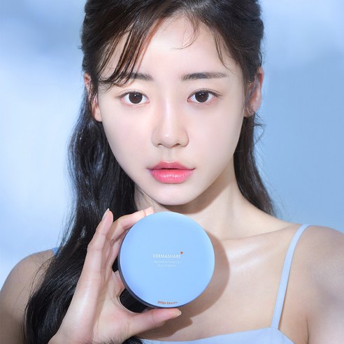 빛나는 피부를 위한 3중 기능 톤업 선 쿠션