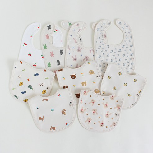 순면 감촉으로 아기 피부를 뽀송하게 지켜주는 바니블라썸 턱받이