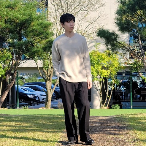 부드러운 촉감과 고급스러운 스타일을 겸비한 코디헬퍼의 '부들부들 앙고라 니트'