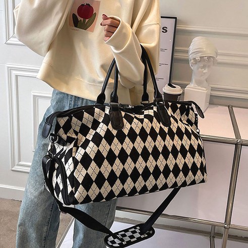 스타일과 실용성을 겸비한 완벽한 여행 동반자