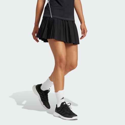 코트 위를 우아하게 수놓을, 아디다스 테니스 클럽 플리츠 스커트