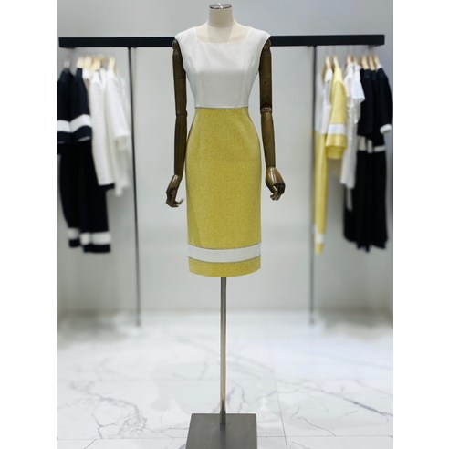 모조에스핀 민소매상하배색라인원피스 S232MSE036(2048471)