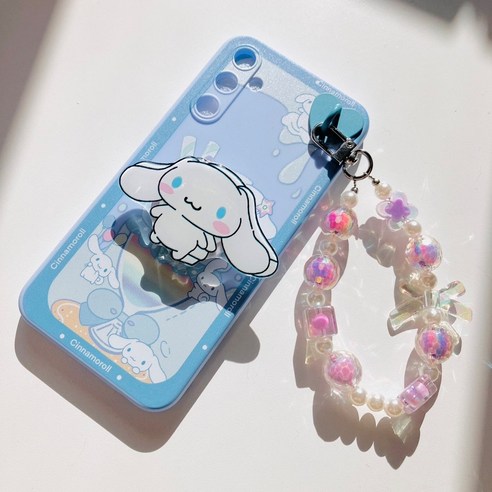 시나모롤의 귀여운 매력이 살아 있는 케이스