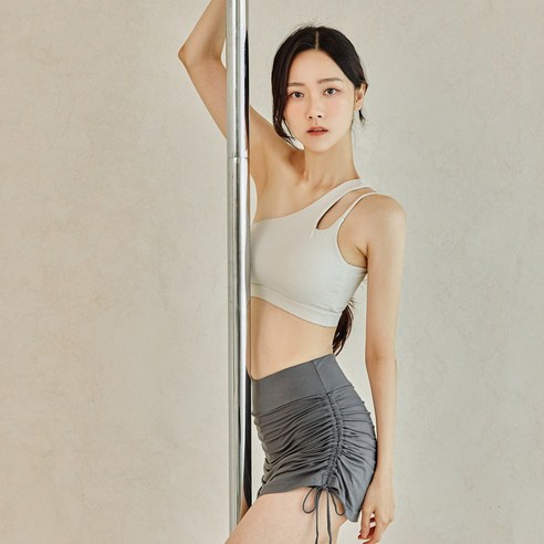 뮤즈마인 - 제이드 원숄더 브라탑 요가 필라테스 폴웨어 의상 폴댄스복 폴키니 운동복 상의 바프 바디프로필용 캡내장 크롭티 헬스, M, 연그레이