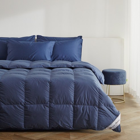 깃털처럼 가벼운 포근함으로 매일 밤 꿀잠을 선물하세요