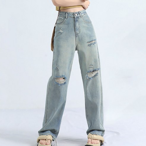 스타일로그의 빈티지룩 구제 워싱청바지는 고풍스러운 감성과 대담한 찢음이 어우러진 독특한 청바지입니다.