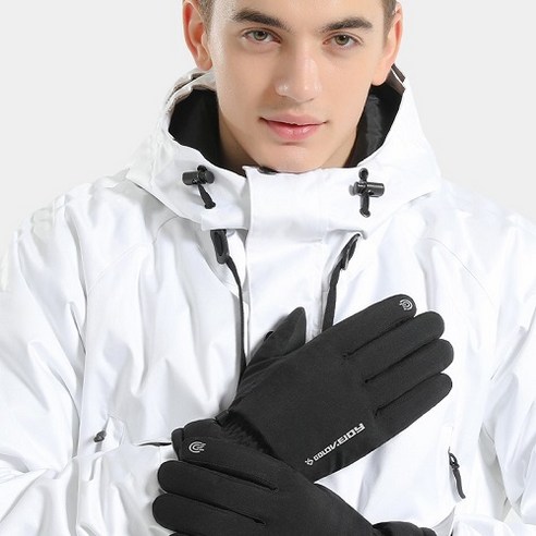 겨울 바람 속 질주, 차우스토어 방한 스마트 터치 장갑과 함께 따뜻하고 안전하게!