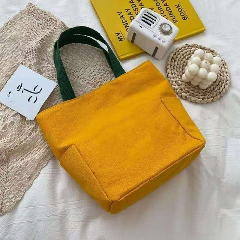 지속 가능한 도시 생활을 위한 세련되고 다용도 에코백