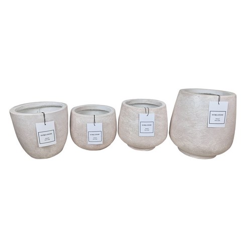 가벼운 유로스톤 화분으로 베란다에 유럽 감성을 더하다