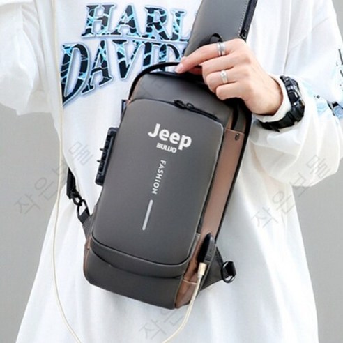 가방 때문에 짜증났던 지난날은 이제 안녕! JEEP BULUO 슬링백으로 편리하고 스타일리시하게!