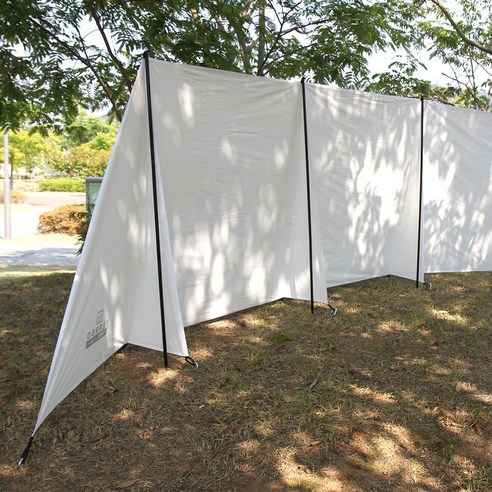 편리하고 내구성 있는 테르보 트레스 윈드스크린으로 야외 모험에 자신감을 갖추세요.