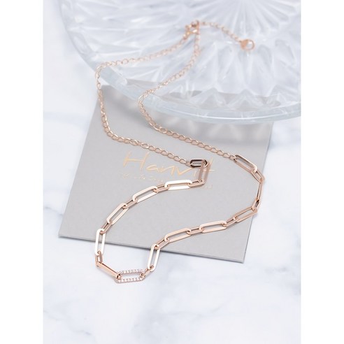 세련되고 맞춤 가능한 14K 볼드 스퀘어 목걸이