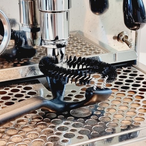 커피머신 그룹헤드를 깨끗하고 위생적으로 유지하기 위한 필수품
