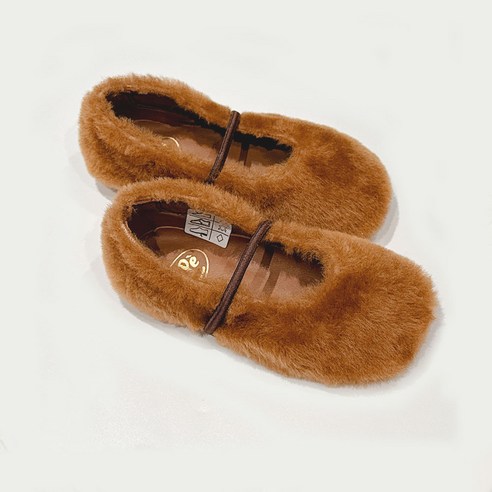 키즈를 위한 스타일리시하고 편안한 페페슈즈 퍼 플랫슈즈