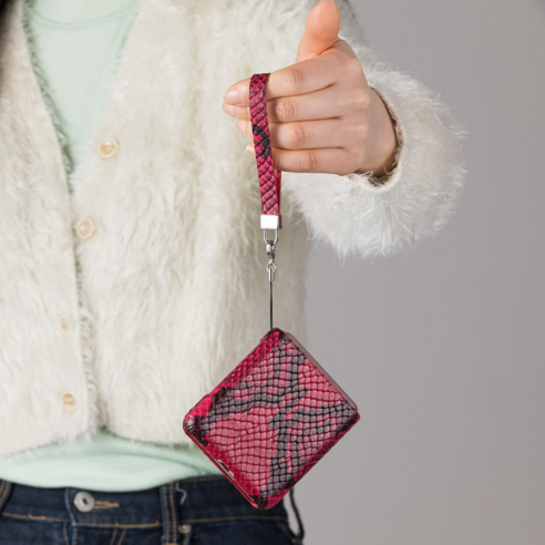 세련된 디자인과 편리한 기능을 더한 가죽 핸드폰케이스