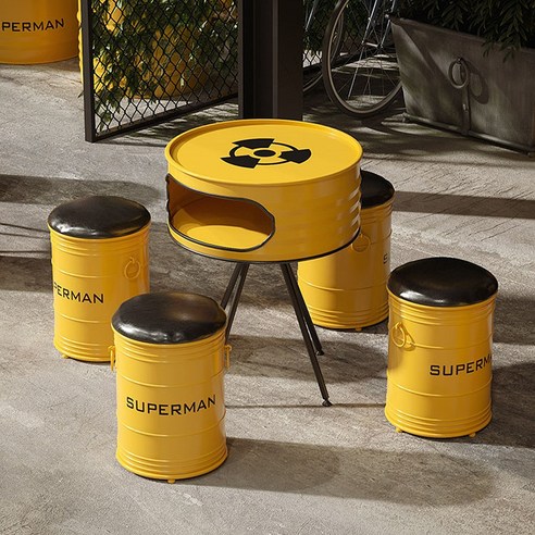 캠핑 감성 끝판왕! 깡통 드럼통 테이블, 왜 지금 핫할까? 드럼통테이블