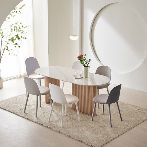 디자인과 기능성을 겸비한 완벽한 식탁