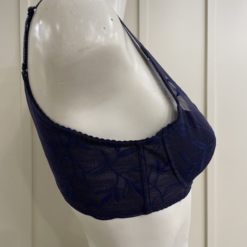 숨겨진 라인을 찾아주는 편안한 자신감, 비비안 풀컵 보정 브라