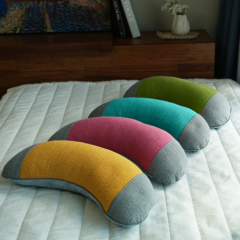 편안한 수면을 위한 사랑예감 논슬립 반달 분쇄라텍스 베개