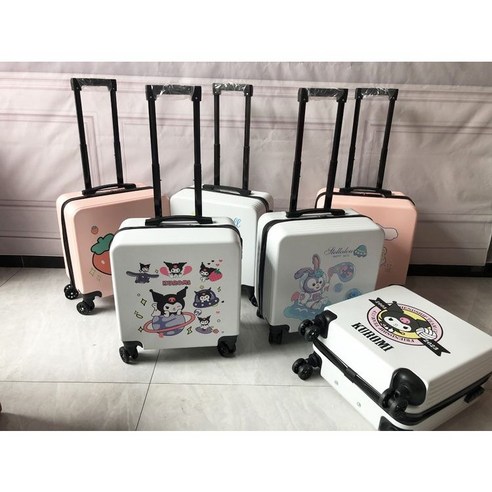 산리오 캐릭터와 함께하는 사랑스러운 여행, 옷장체인지 캐리어