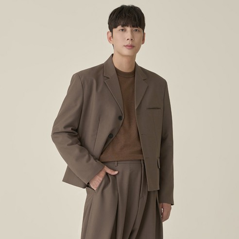 여성 캐주얼 크롭 스웨이드자켓 추천상품 유니크 3버튼 크롭 자켓: 스타일과 기능성의 완벽한 조화