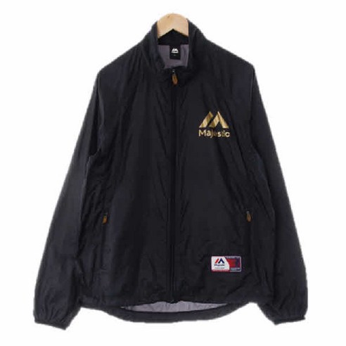 스타일과 쾌적함을 동시에! 마제스틱 1564 블랙 홑겹 바람막이로 여름을 시원하게!