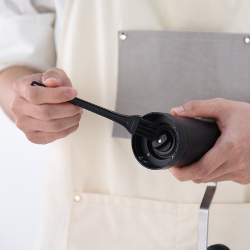 핸드 커피그라인더로 커피의 진수를 맛보세요