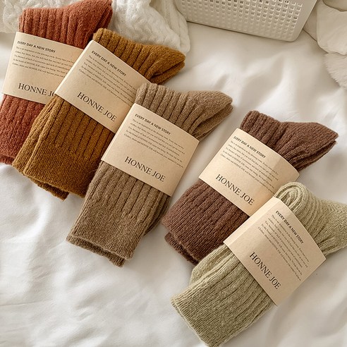 포근함과 스타일을 동시에! 슈가앤 도톰 골지 니트 양말