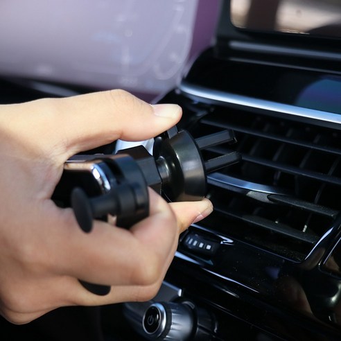 DASH 그래비티 차량용 휴대폰 거치대: 안전하고 편리한 스마트 드라이빙의 필수품