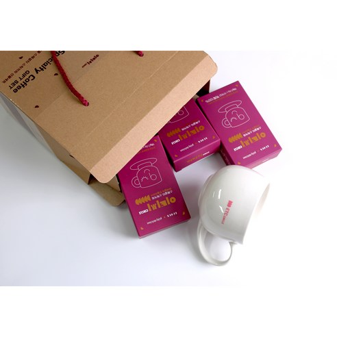 맛있는 라떼와 편리함을 한꺼번에 만끽하는 스페셜티 스틱커피