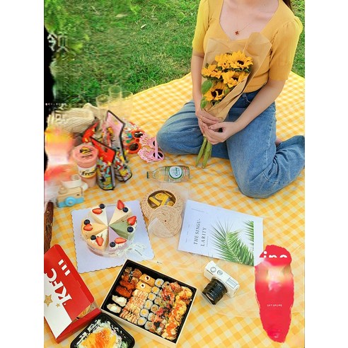 DFMWI.피크닉 매트.Picnic mat.--피크닉 매트 방습 매트 위에 두꺼운 봄나들이 매트 휴대용 야외 캠핑 매트 방수 피크닉 인스풍 L, ??Influins/Tiktok/빨간책전문가추천뷰티?