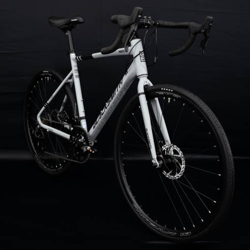 바람을 가르는 질주, 블랙스미스 말리 5세대 R2와 함께 시작하는 로드 바이크의 세계 블랙스미스자전거