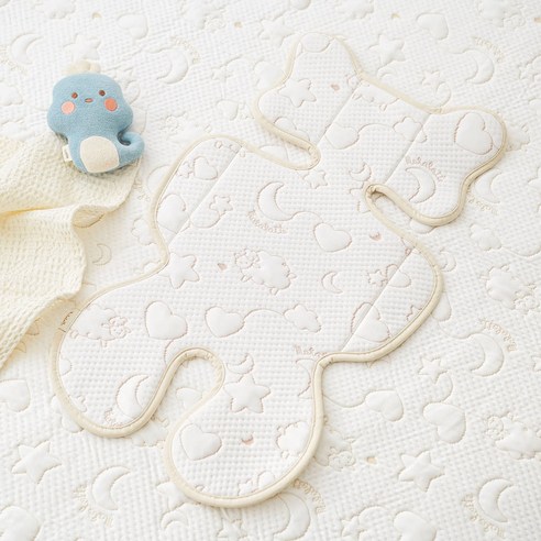 🥵 땀범벅 아기, 쿨링 시트 하나로 뽀송하게! 육아 필수템 솔직 후기 마롤로뜨