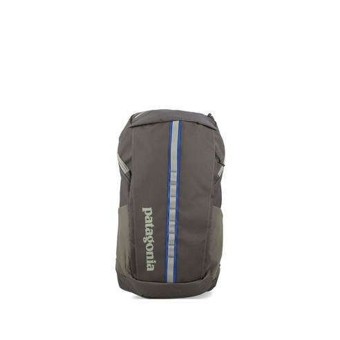 짐 많다고 걱정 끝! 파타고니아 블랙 홀 백팩 하나면 만사 OK! 파타고니아백팩