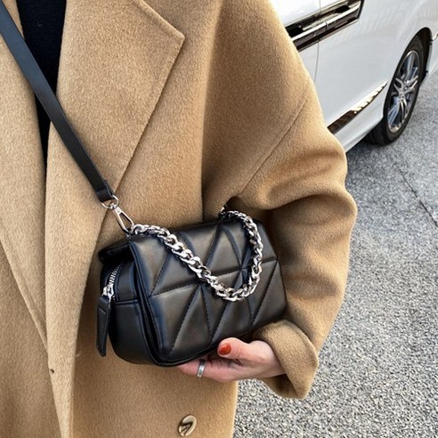 0 velys 라인 자수 체인 크로스 핸드백 BAG1420