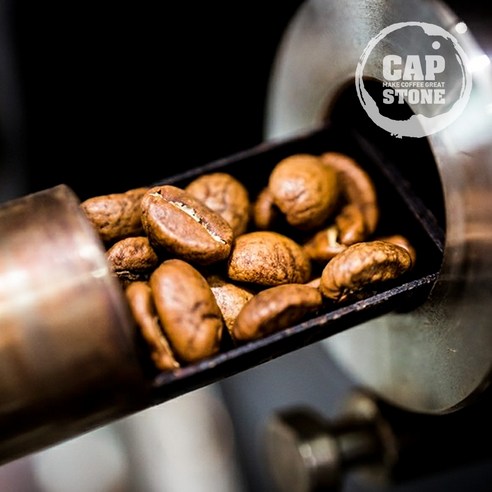 커피 애호가의 천국: 풍부한 맛과 아로마의 CAPSTONE 스페셜티 블렌드 원두커피