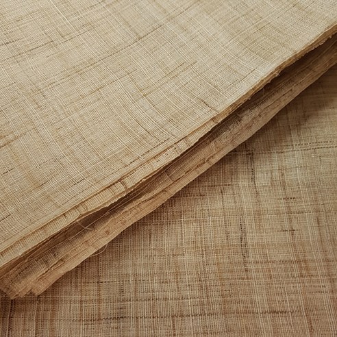 손으로 짠 삼베 원단으로 쾌적한 여름을 맞이하세요.