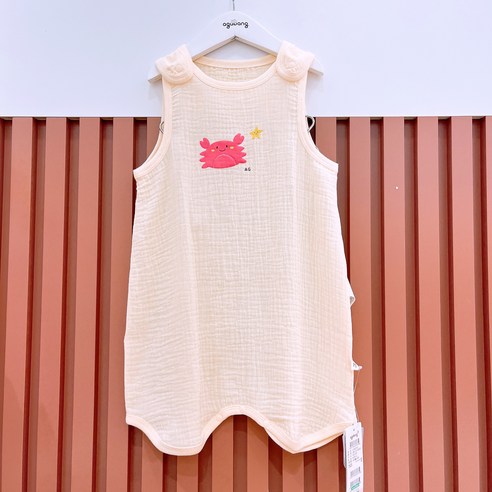 무형광 거즈 수면 조끼로 아기 꿀잠 완성!