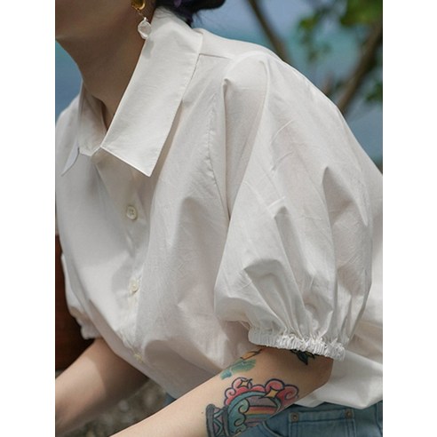 2022 여름 분위기 화이트 반팔 셔츠 여성 빈티지 홍콩풍 디자인감 미니 프렌치 셔츠 상의