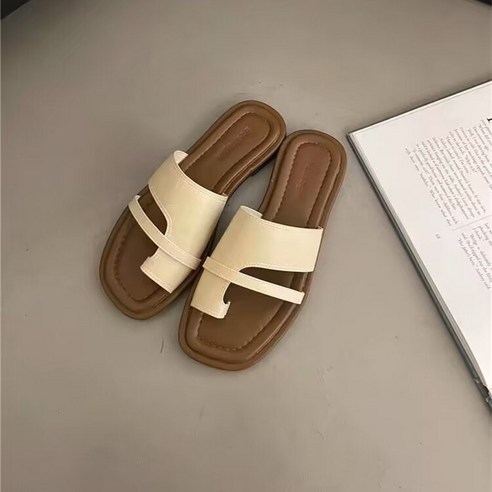 아이엠몽 여성 심플 데일리 가죽 쪼리 슬리퍼